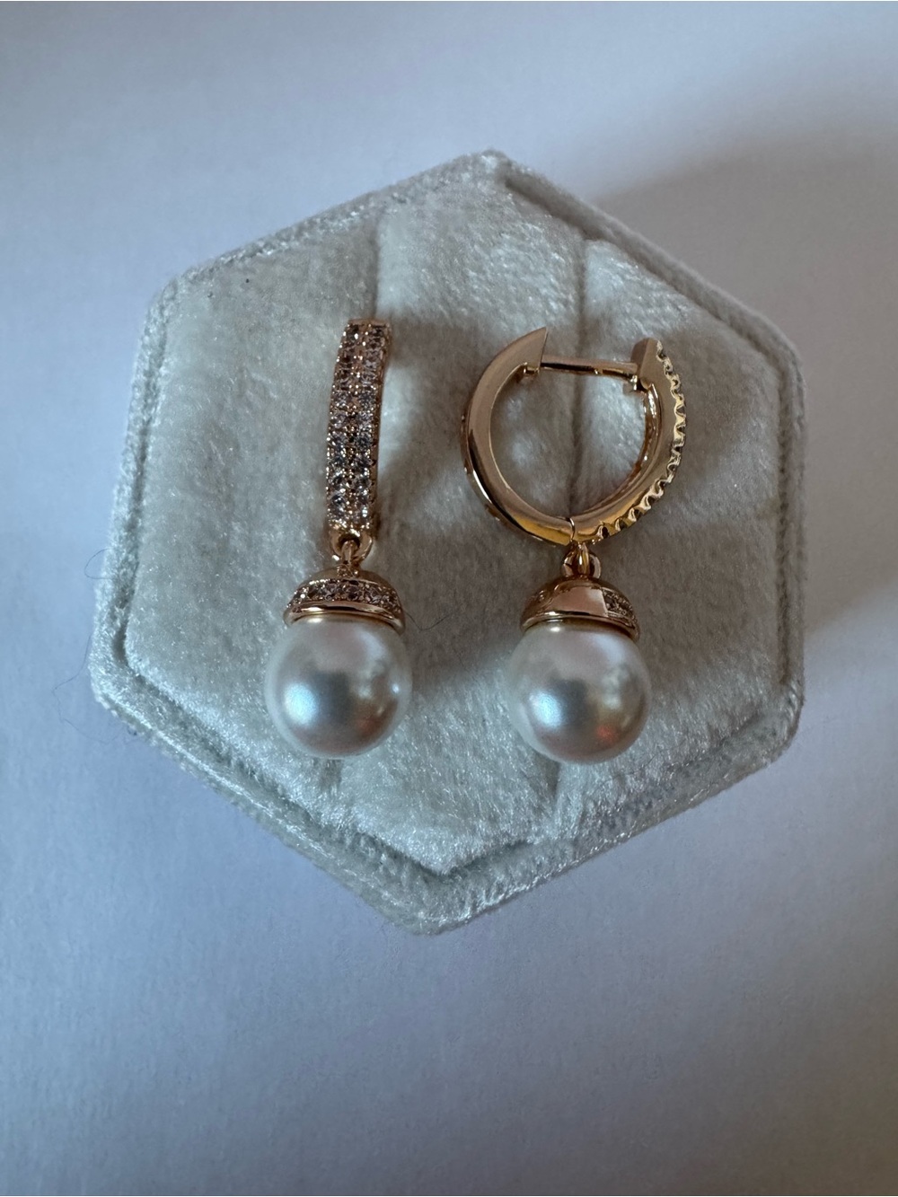 14K 585 Rolled Rose Gold Natural Pearl Earrings